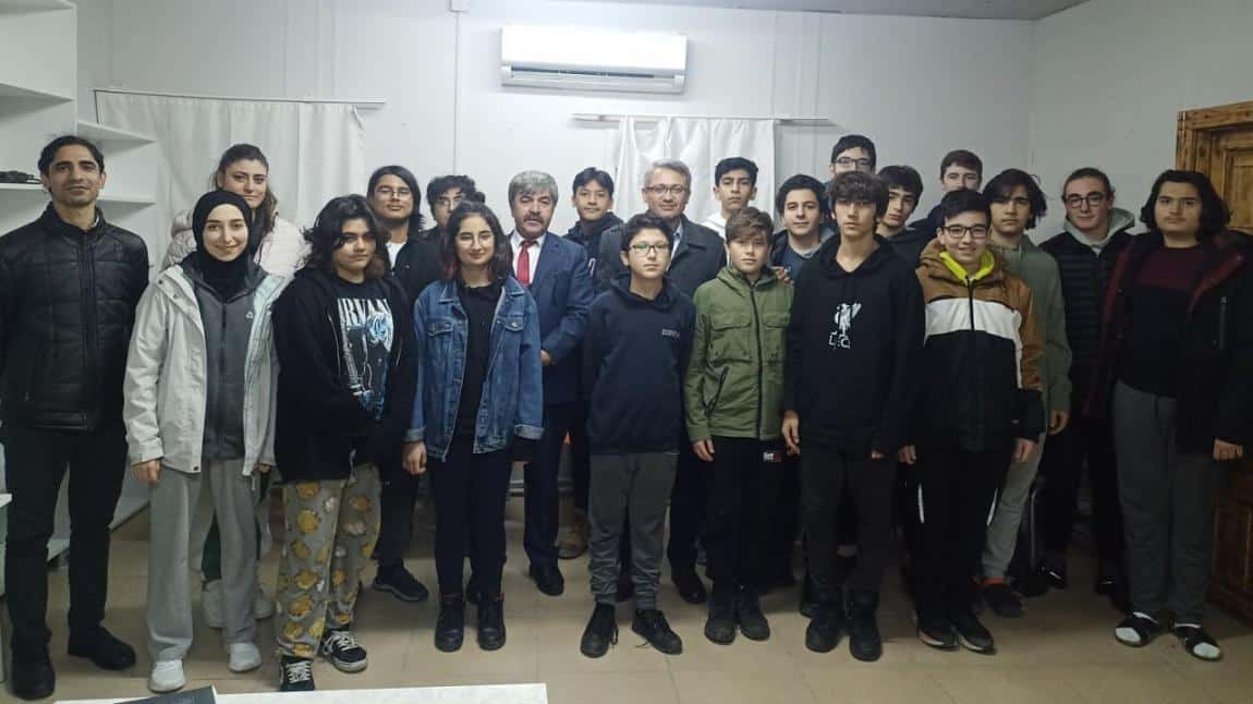 Arnavutköy İlçe Milli Eğitim Müdürümüz  Sayın Hasip TURHAN okul pansiyonumuzu ziyaret etti.