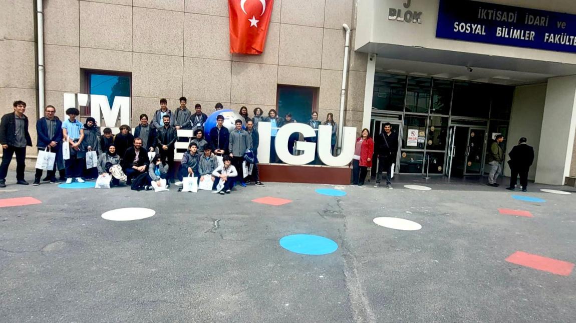 İstanbul Gelişim Üniversitesi'ndeydik.
