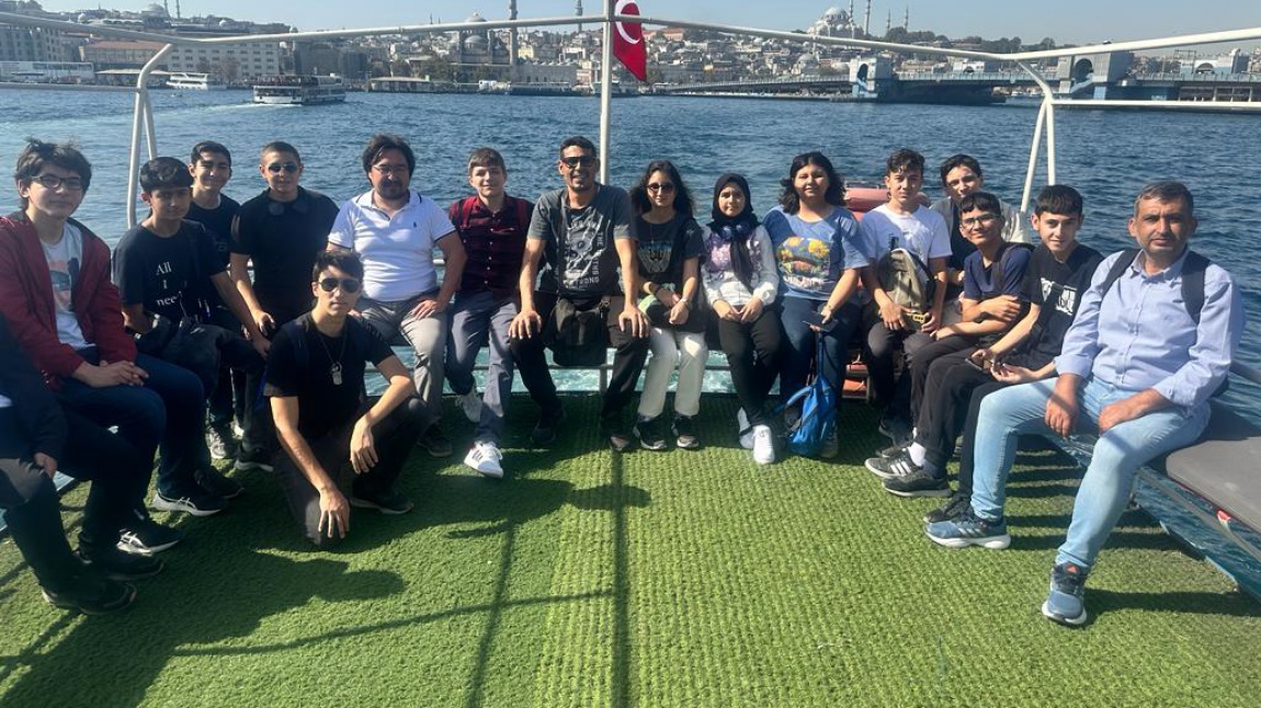 İl dışından gelen öğrencilerimiz İstanbul'u tanıyor